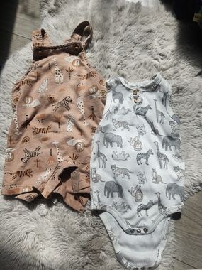 Minimi Baby Safari Animal Romper Bodysuit Set Neutral 6-9M Lion Giraffe
